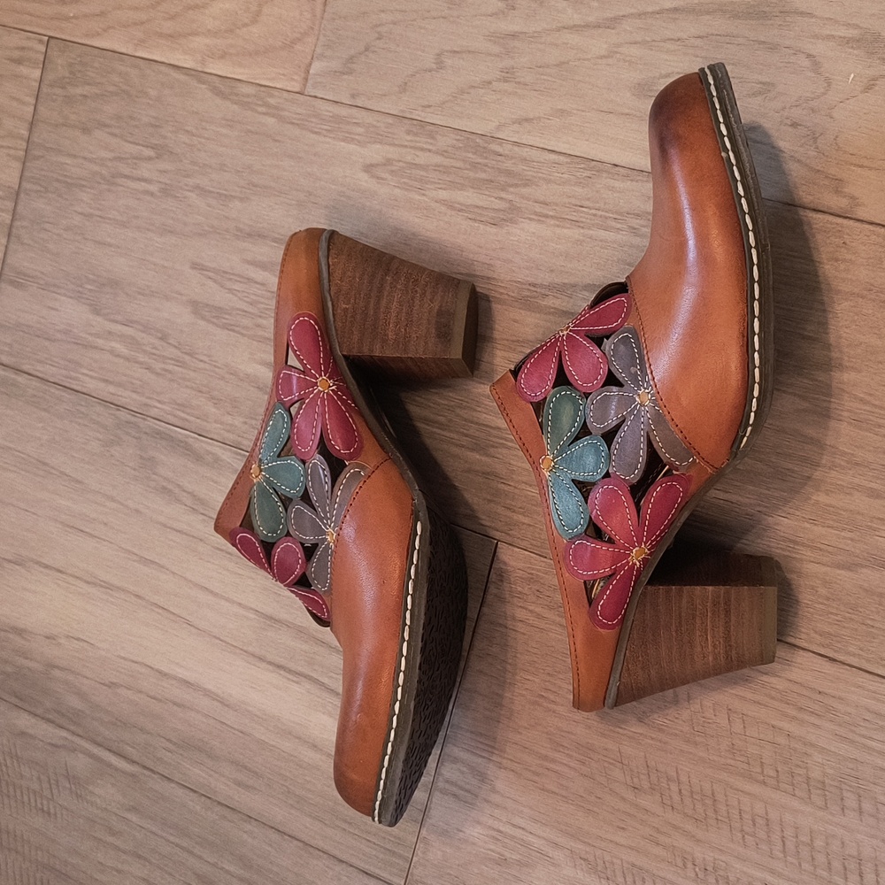 L'ARTISTE Floral Mules